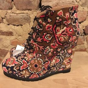 Unique flock ankle boot wedges